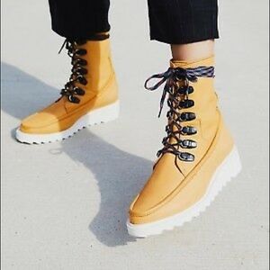 Fallon hiker boot, free people, size 37 Euro